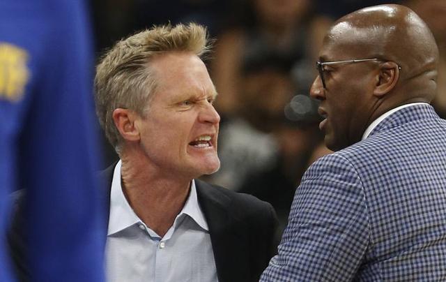 中锋脚步训练秘籍（中锋脚步进阶指南）