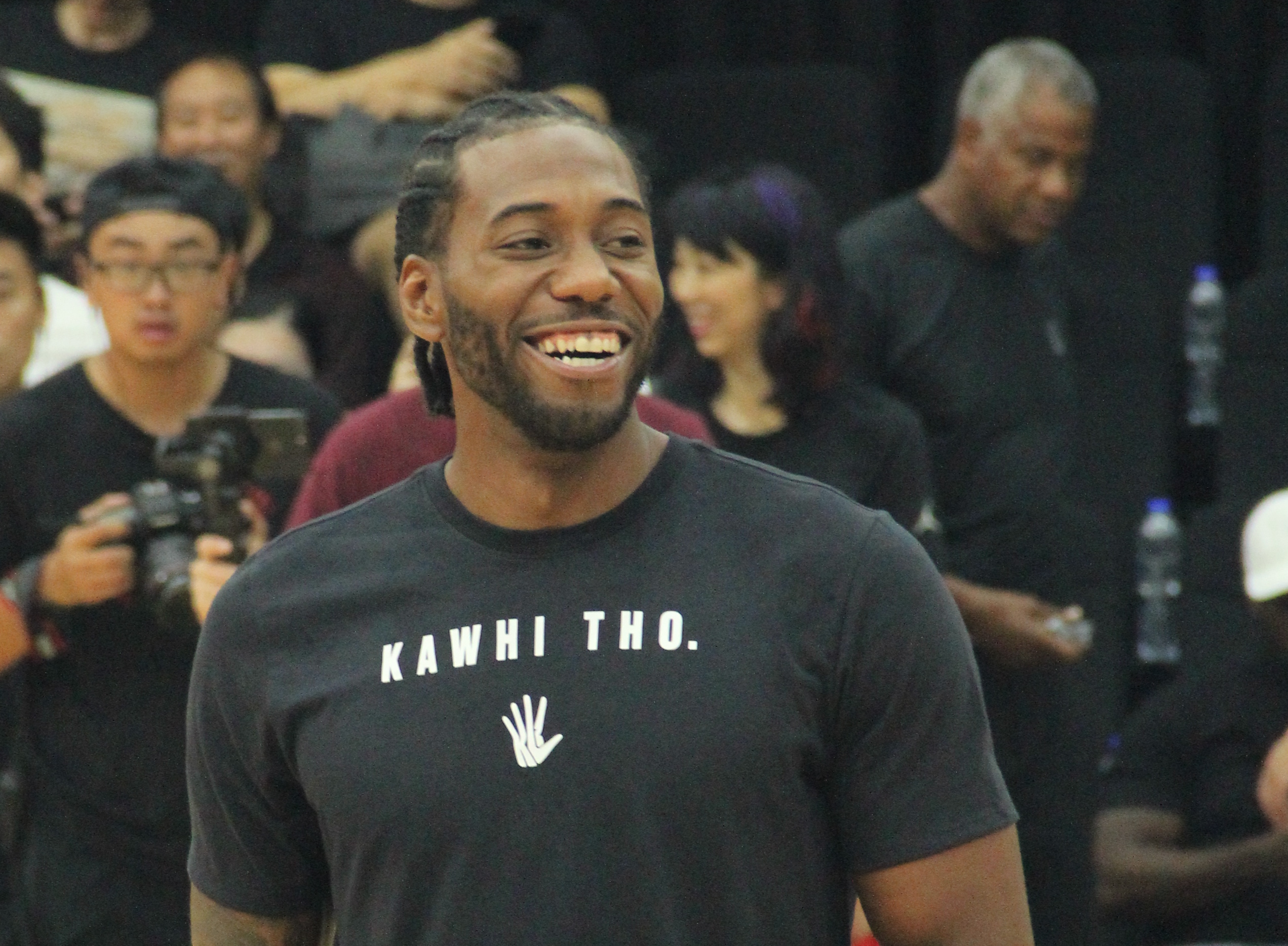 重获球迷支持？国安需要拿出好成绩（赢回球迷之心，国安须用成绩说话）