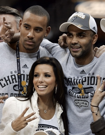 徐杰称广东重视比赛，解释大胜狂风原因（徐杰：广东高度重视比赛，详析大胜狂风背后原因）